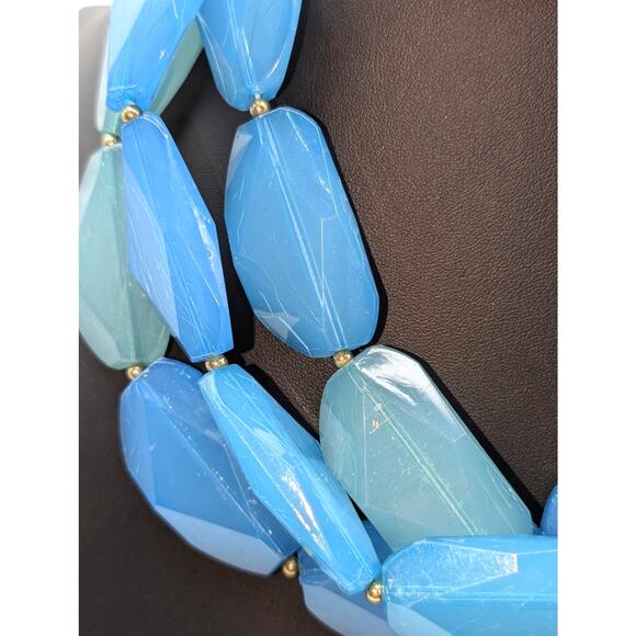 Chunky Three Strand Blue Green Acrylic/Lucite Beaded Statement 18"-23" Necklace - Picture 2 of 4
